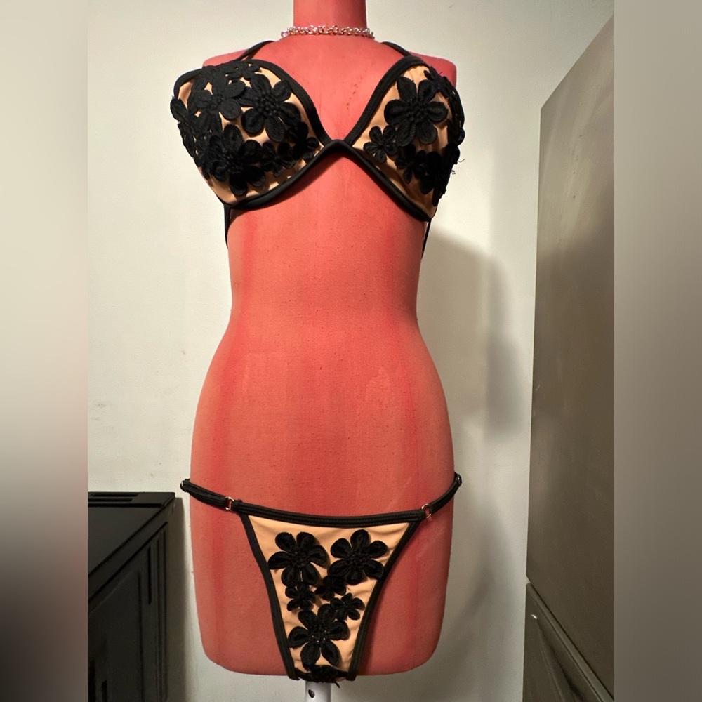 Sexy Handmade Sequins 2PCS Bikini Set Sexy Bra Swimsuit Lace Top Swimwear